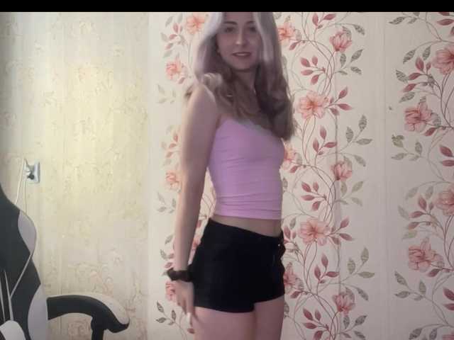 NickiCreagh live cam on BongaCams