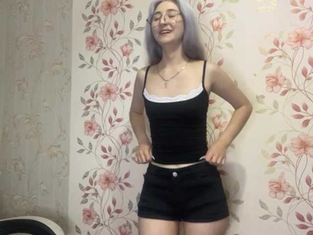 NickiCreagh live cam on BongaCams