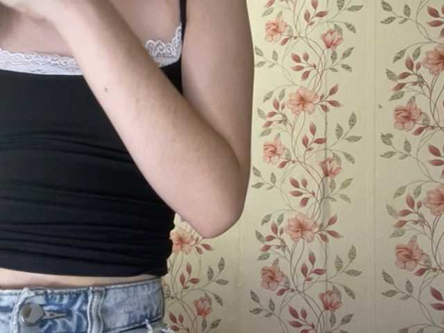 NickiCreagh live cam on BongaCams