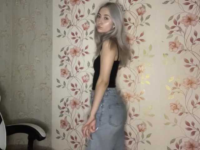 NickiCreagh live cam on BongaCams