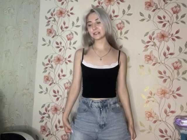 NickiCreagh live cam on BongaCams