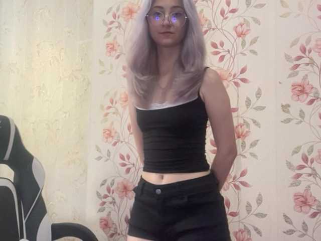 NickiCreagh live cam on BongaCams