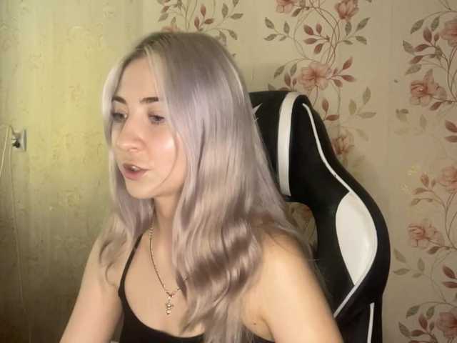 NickiCreagh live cam on BongaCams