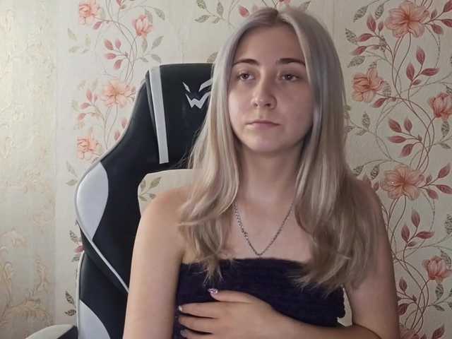 NickiCreagh live cam on BongaCams