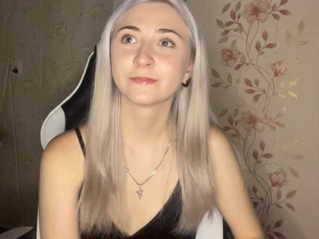 NickiCreagh live cam on BongaCams