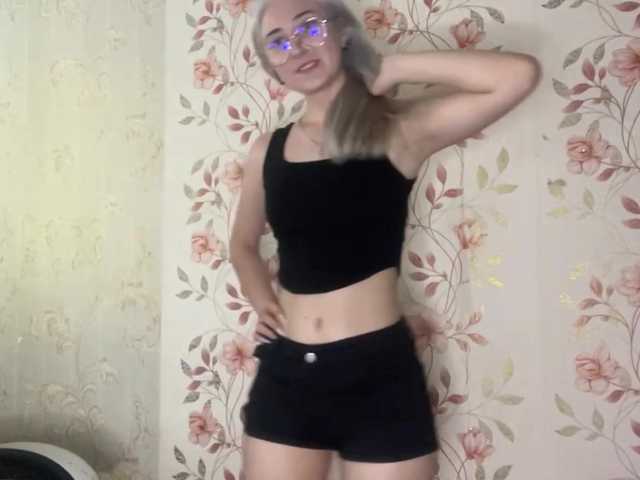 NickiCreagh live cam on BongaCams