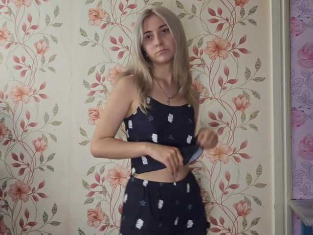 NickiCreagh live cam on BongaCams