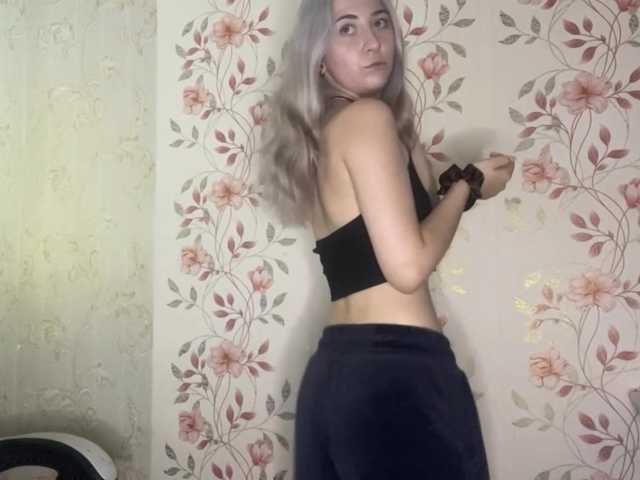 NickiCreagh live cam on BongaCams