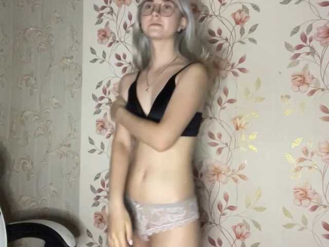 NickiCreagh live cam on BongaCams