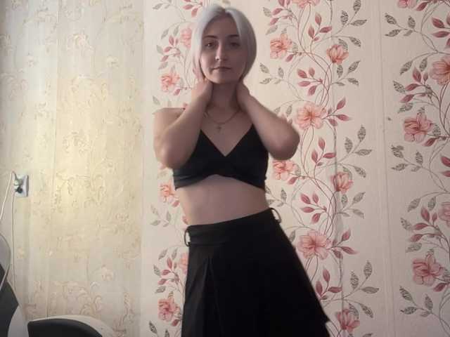 NickiCreagh live cam on BongaCams