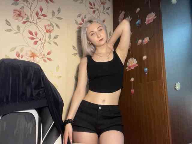 NickiCreagh webcam