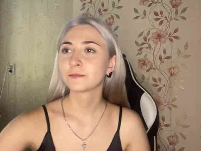 NickiCreagh webcam
