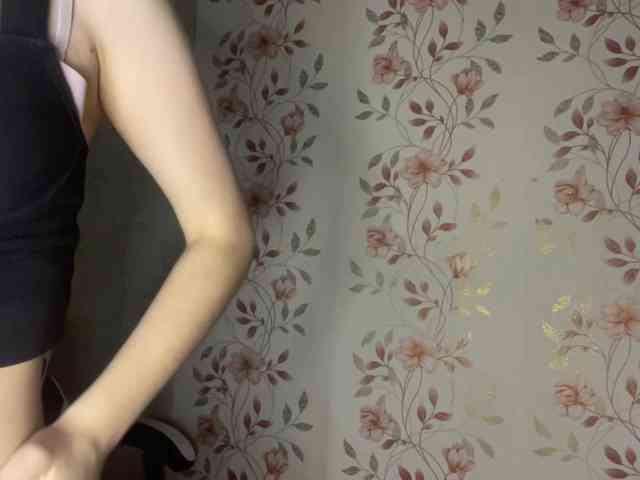 NickiCreagh webcam