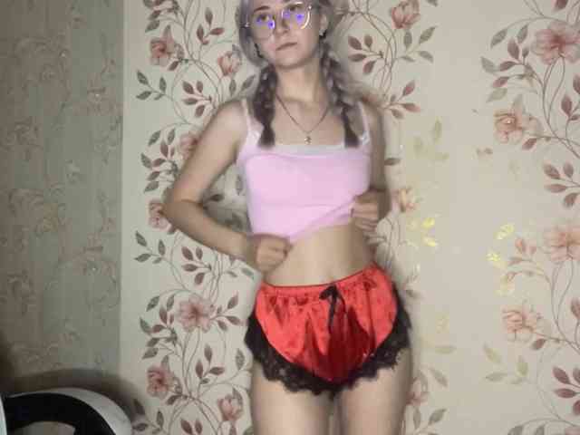 NickiCreagh webcam