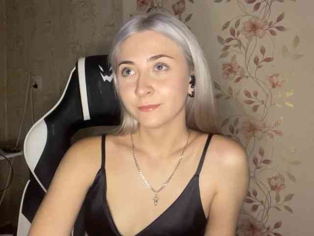 NickiCreagh webcam