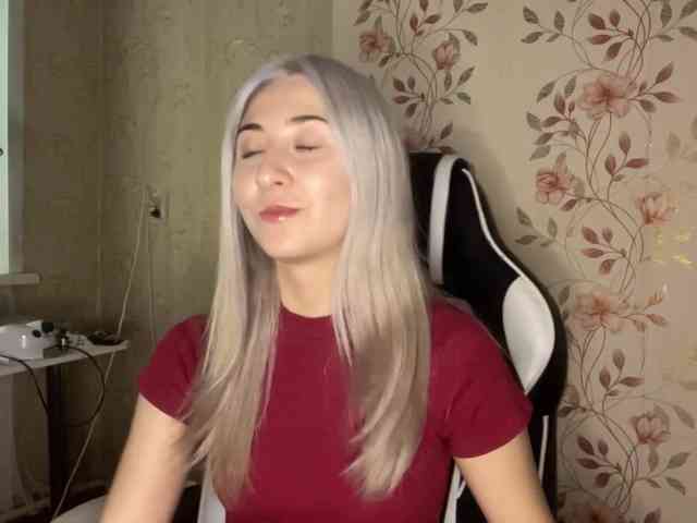 NickiCreagh webcam