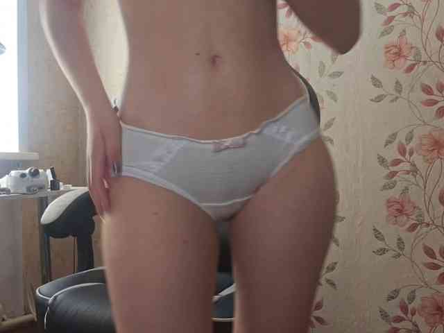 NickiCreagh webcam