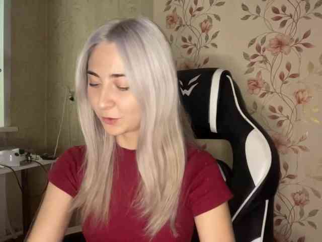NickiCreagh webcam