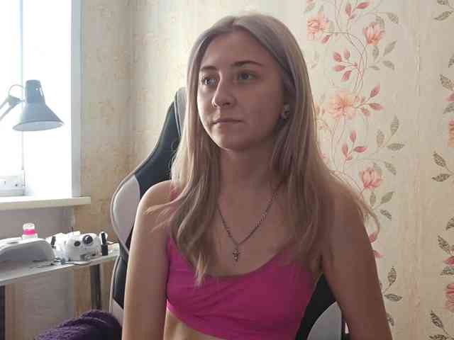NickiCreagh webcam