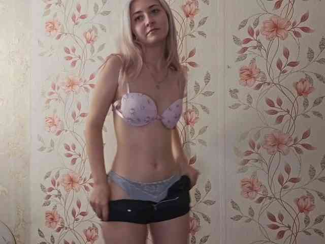 NickiCreagh webcam
