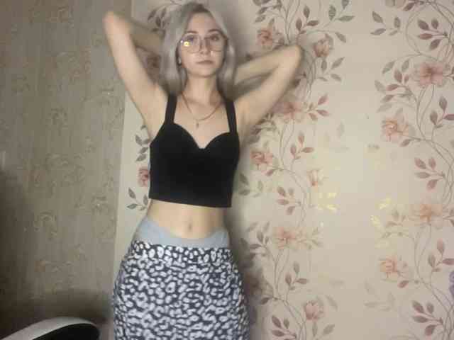 NickiCreagh webcam