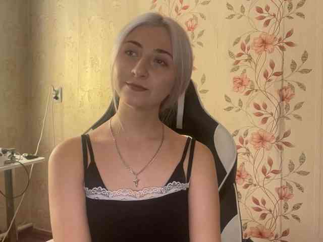 NickiCreagh webcam