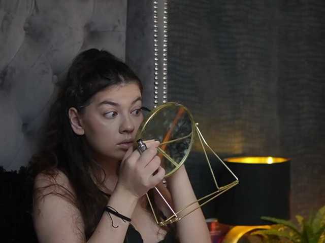 MonaPinky live cam on BongaCams
