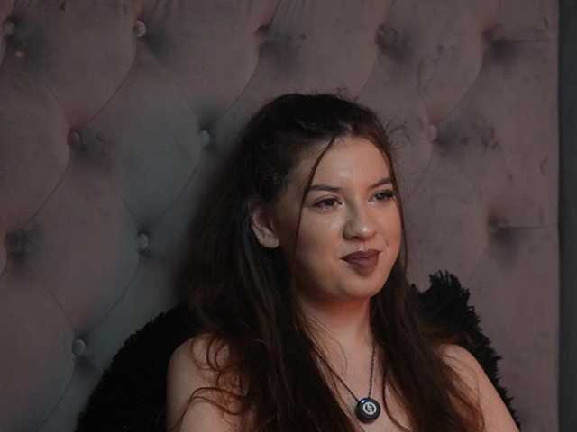 MonaPinky live cam on BongaCams