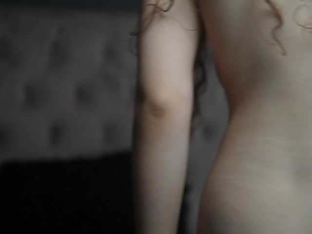 MonaPinky, live now on BongaCams