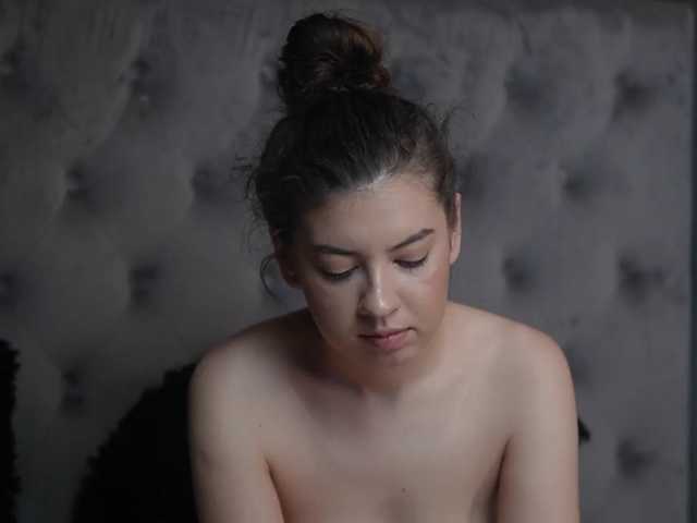 MonaPinky, en vivo ahora en BongaCams