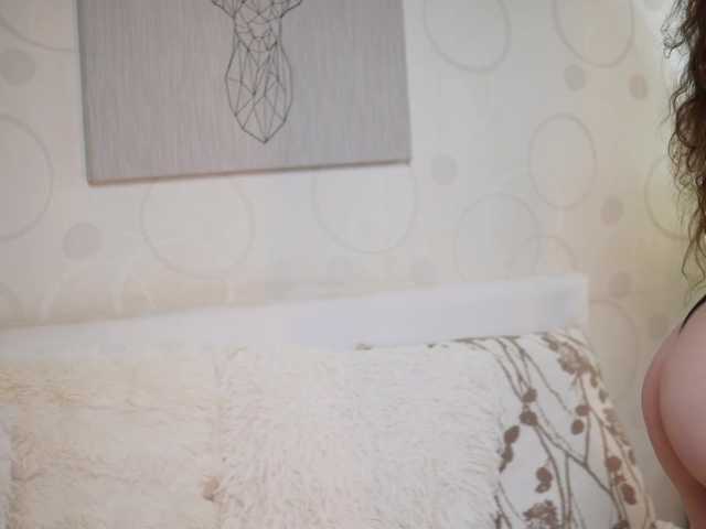 MonaPinky live cam on BongaCams