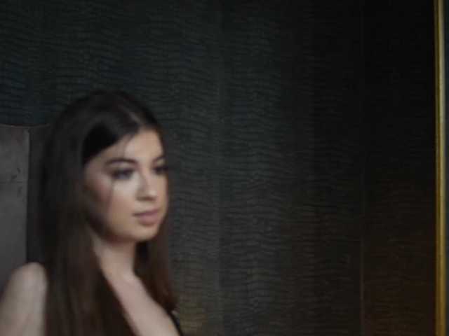 MonaPinky live cam on BongaCams