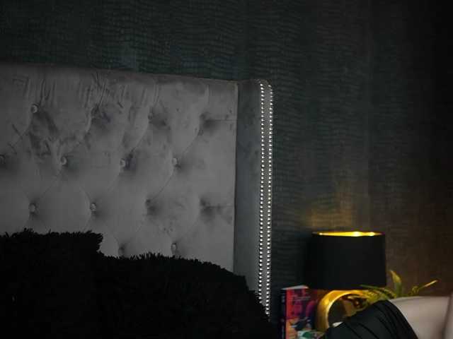 MonaPinky live cam on BongaCams