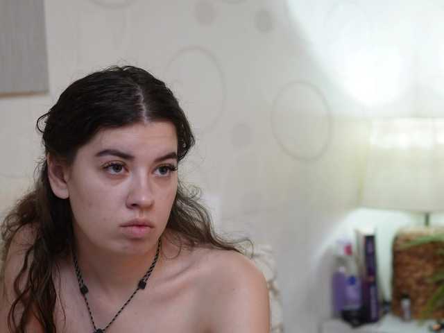 MonaPinky live cam on BongaCams