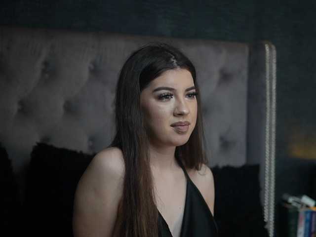 MonaPinky live cam on BongaCams
