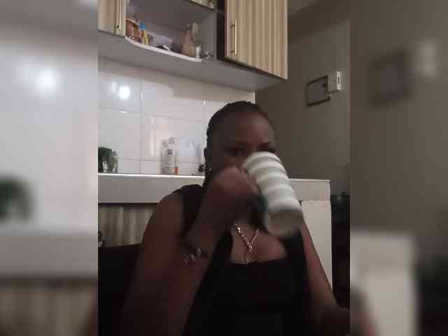 Janney96 webcam