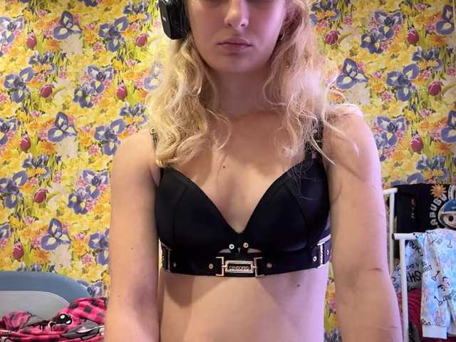LavadaMalle live cam on BongaCams