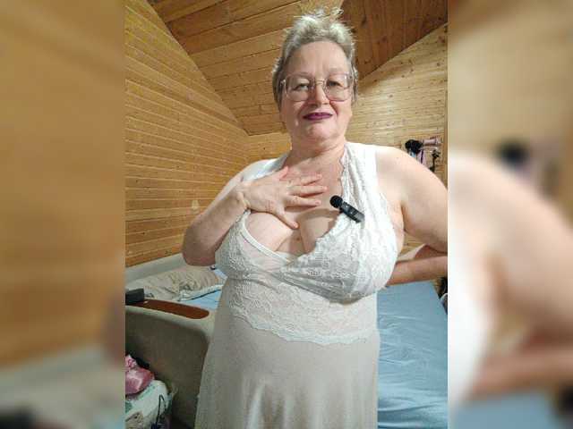 MilenaVelvet live cam on BongaCams