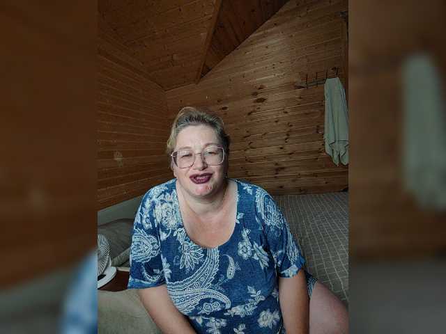 MilenaVelvet live cam on BongaCams