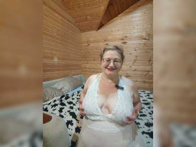 MilenaVelvet live cam on BongaCams