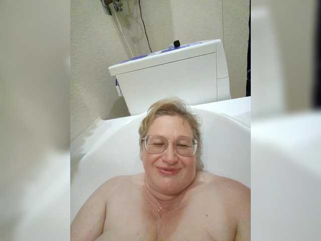 модель MilenaVelvet