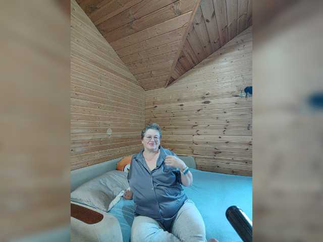 MilenaVelvet, en vivo ahora en BongaCams