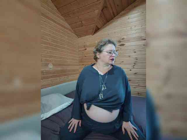 MilenaVelvet live female cam on bongacams