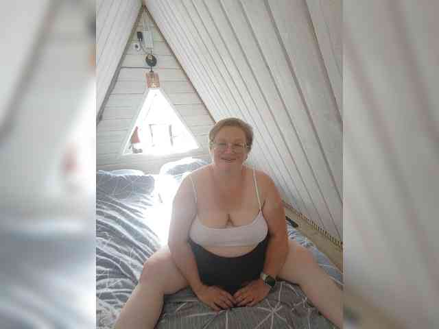 MilenaVelvet webcam