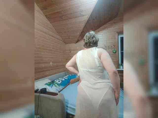 MilenaVelvet live female cam on bongacams