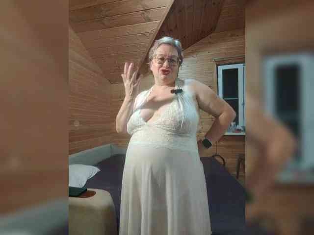 MilenaVelvet live female cam on bongacams
