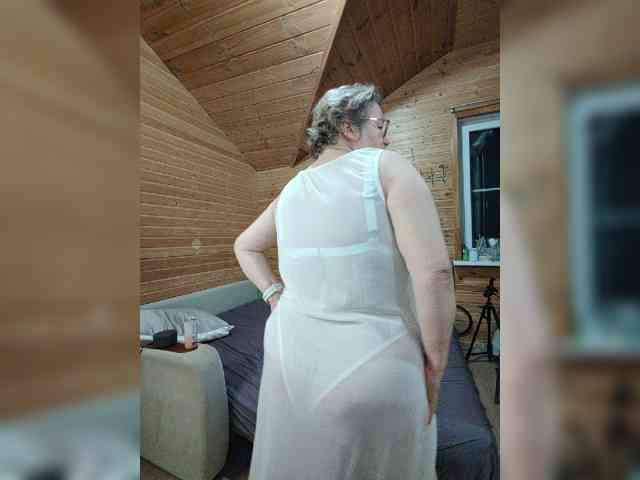 MilenaVelvet live female cam on bongacams