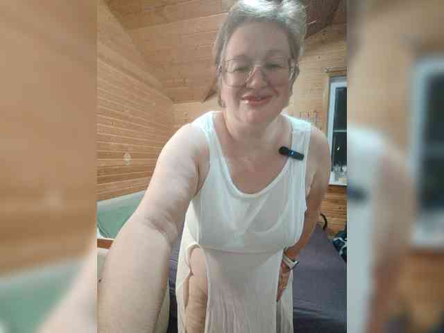 MilenaVelvet live female cam on bongacams