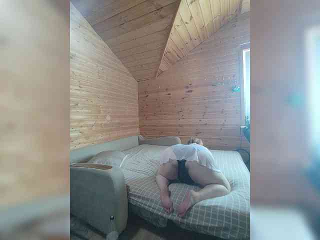 MilenaVelvet webcam
