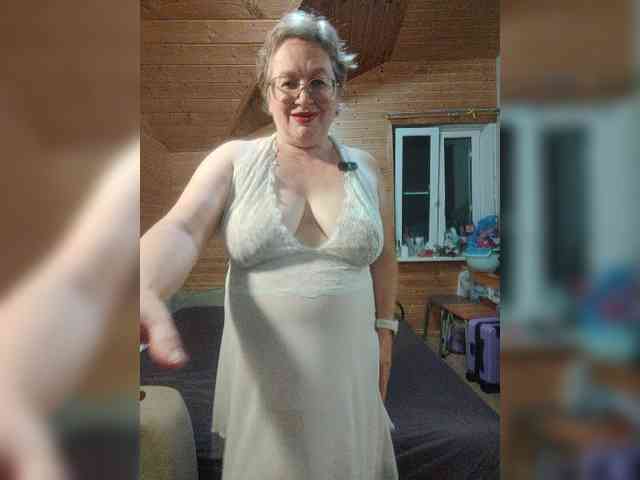 MilenaVelvet live female cam on bongacams